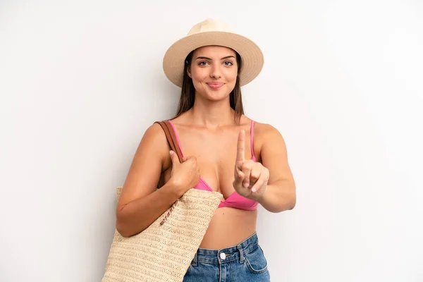 Pretty Girl Smiling Proudly Confidently Making Number One Summer Hat — Stock Photo, Image