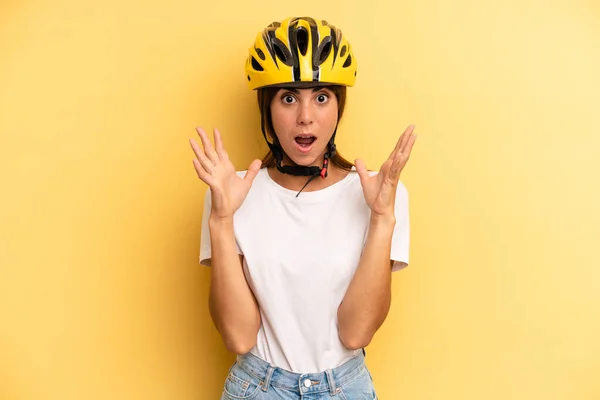 Pretty Woman Feeling Happy Astonished Something Unbelievable Bike Sport Concept — Stockfoto