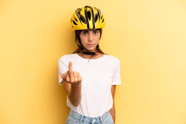 Pretty Woman Feeling Angry Annoyed Rebellious Aggressive Bike Sport Concept — Stock Photo, Image