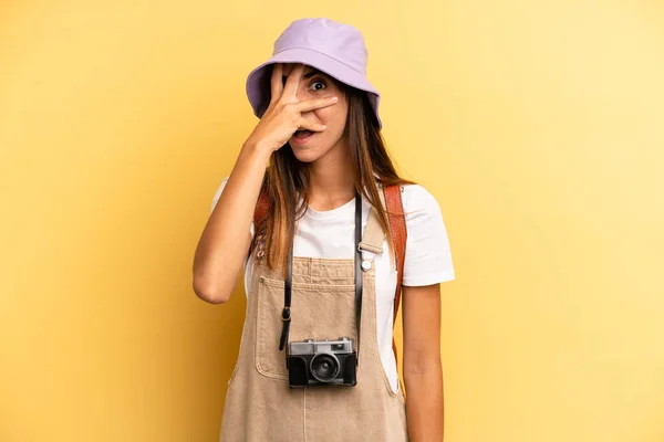 Pretty Woman Looking Shocked Scared Terrified Covering Face Hand Tourist — Foto Stock