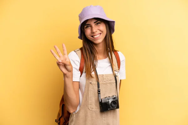 Pretty Woman Smiling Looking Friendly Showing Number Three Tourist Photographer —  Fotos de Stock