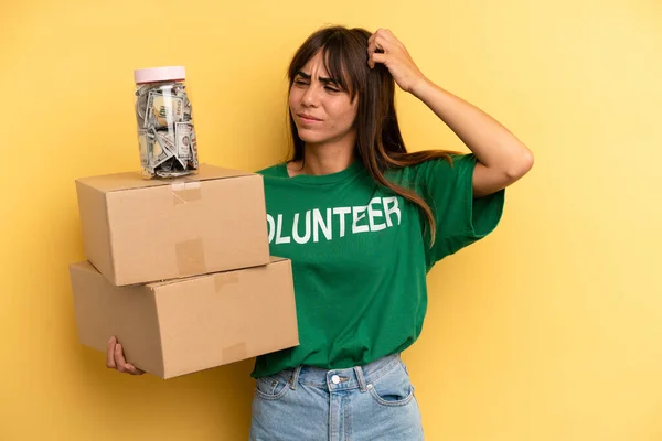 Pretty Woman Feeling Puzzled Confused Scratching Head Volunteer Donation Concept — Fotografia de Stock