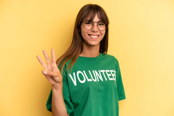 Pretty Woman Smiling Looking Friendly Showing Number Three Volunteer Donation — Stockfoto