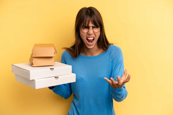 Pretty Woman Looking Angry Annoyed Frustrated Take Away Fast Food — Fotografia de Stock