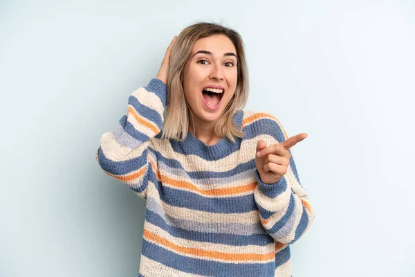 Young Adult Pretty Woman Laughing Looking Happy Positive Surprised Realizing — Stockfoto