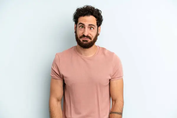 Young Adult Bearded Man Looking Goofy Funny Silly Cross Eyed — Stock Photo, Image