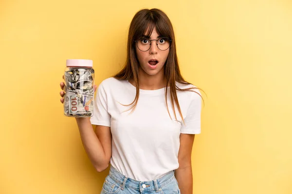 Hispanic Woman Looking Very Shocked Surprised Savings Concept — Stock fotografie