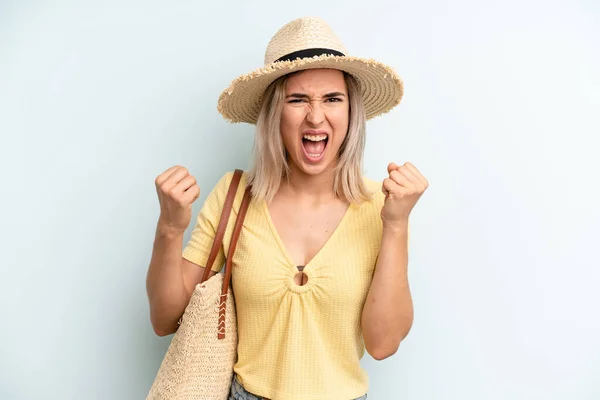 Blonde Woman Shouting Aggressively Angry Expression Summer Concept — Foto Stock