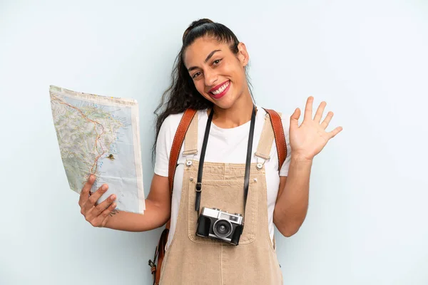 Hispanic Woman Smiling Happily Waving Hand Welcoming Greeting You Tourist — Fotografia de Stock