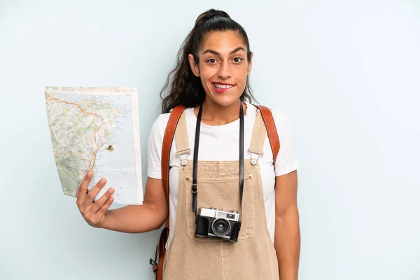 Hispanic Woman Looking Puzzled Confused Tourist Map — Fotografia de Stock