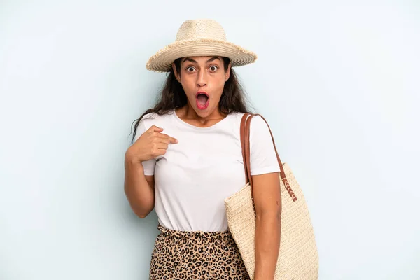 Hispanic Woman Looking Shocked Surprised Mouth Wide Open Pointing Self — Foto Stock