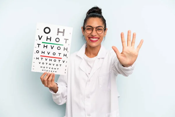 Hispanic Woman Smiling Looking Friendly Showing Number Five Optical Vision — Foto de Stock