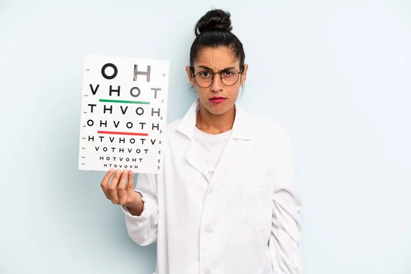 Hispanic Woman Feeling Puzzled Confused Optical Vision Test Concept — Photo
