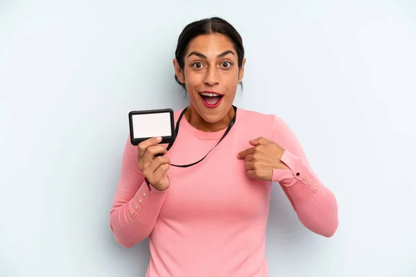 Hispanic Woman Feeling Happy Pointing Self Excited Vip Pass Card — Stock fotografie