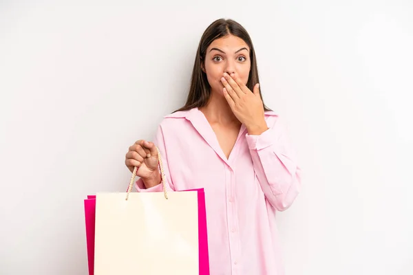 Pretty Girl Covering Mouth Hands Shocked Shopping Concept — Stock Photo, Image