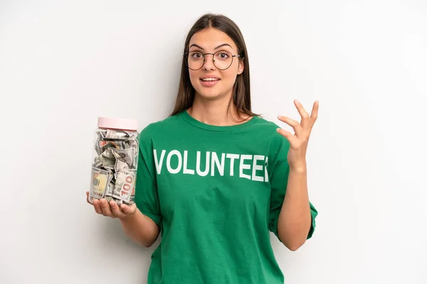 Pretty Woman Feeling Happy Surprised Realizing Solution Idea Volunteer Donation — Stockfoto