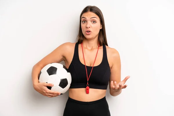 Pretty Girl Amazed Shocked Astonished Unbelievable Surprise Soccer Fitness Concept — Stockfoto