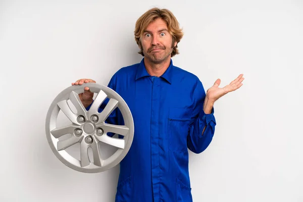 Adult Blond Man Feeling Puzzled Confused Doubting Car Mechanic Concept — Photo