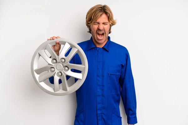 Adult Blond Man Shouting Aggressively Looking Very Angry Car Mechanic — Stock Photo, Image