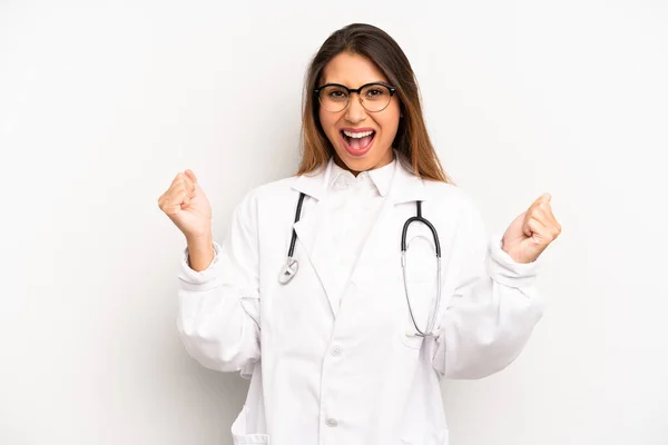 Asian Young Woman Feeling Shocked Laughing Celebrating Success Doctor Concept — Stockfoto