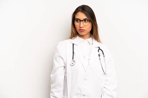 Asian Young Woman Feeling Sad Upset Angry Looking Side Doctor — Stock Photo, Image