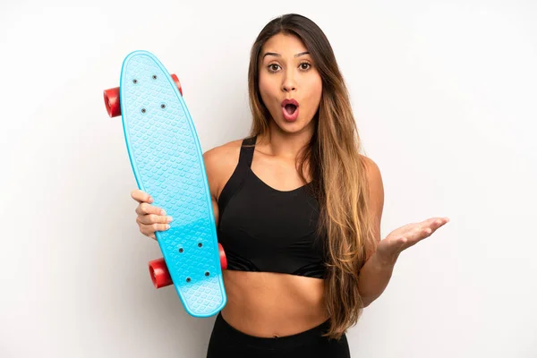 Asian Young Woman Feeling Extremely Shocked Surprised Skate Board Concept — Stockfoto