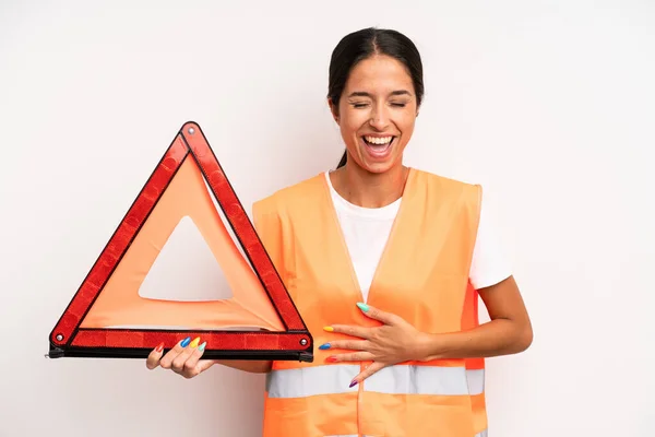 Mujer Bonita Hispana Riéndose Voz Alta Alguna Broma Graciosa Concepto — Foto de Stock