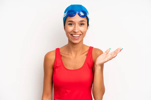 Hispanic Pretty Woman Feeling Happy Surprised Realizing Solution Idea Swimmer — Fotografia de Stock