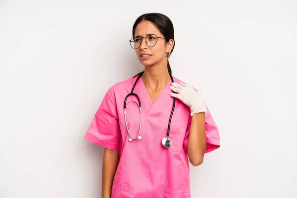 Hispánská Hezká Žena Cítí Vystresovaná Úzkostlivá Unavená Frustrovaná Veterinární Lékař — Stock fotografie