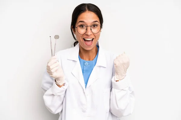 Hispanic Pretty Woman Feeling Shocked Laughing Celebrating Success Dentist Student — Stock Photo, Image