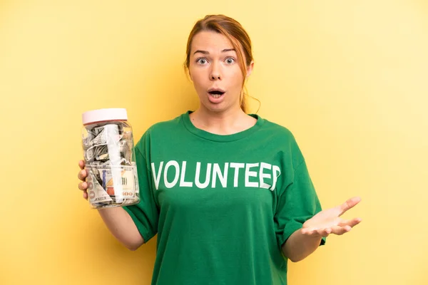 Pretty Blonde Young Woman Feeling Extremely Shocked Surprised Donation Volunteer — Stock Photo, Image