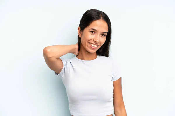 Hispanic Mooie Vrouw Lachen Vrolijk Zelfverzekerd Met Een Casual Gelukkig — Stockfoto