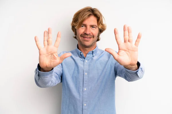 Blond Adult Man Smiling Looking Friendly Showing Number Ten Tenth — Foto Stock