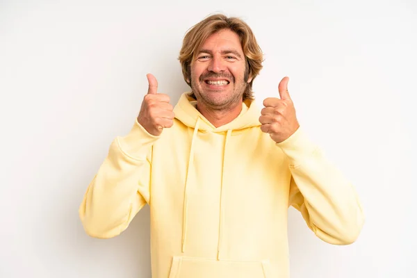 Blond Adult Man Smiling Broadly Looking Happy Positive Confident Successful — Fotografia de Stock