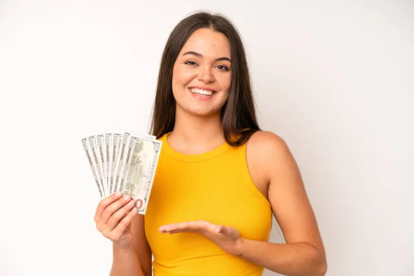 Hispanic Pretty Woma Feeling Extremely Shocked Surprised Dollar Banknotes Concept — Foto Stock