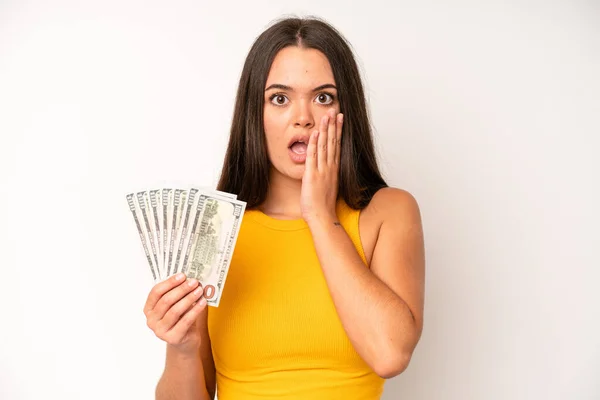 Hispanic Pretty Woma Feeling Shocked Laughing Celebrating Success Dollar Banknotes — Stockfoto