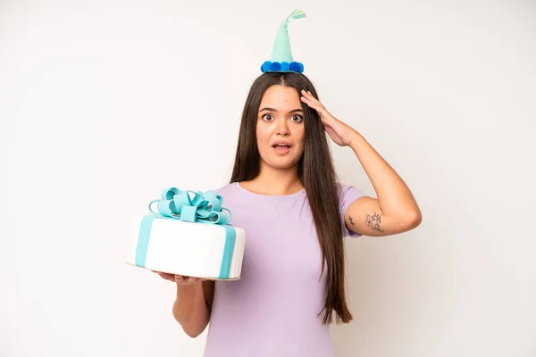 Hispanic Pretty Woma Looking Angry Annoyed Frustrated Birthday Cake Celebration — Stockfoto