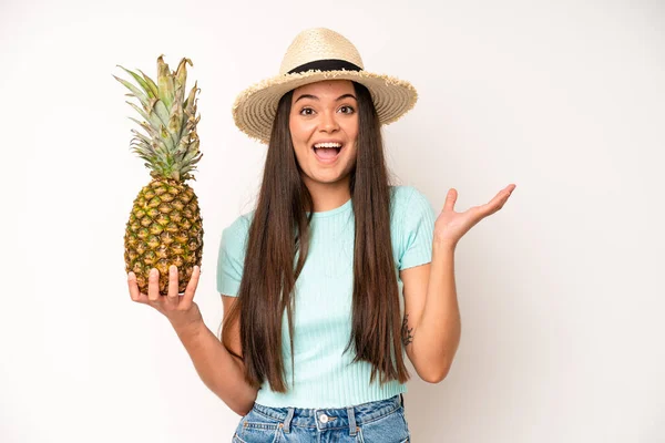 Hispanic Pretty Woma Feeling Shocked Scared Pineapple Summer Concept — Foto de Stock