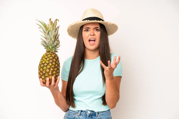 Hispanic Pretty Woma Smiling Happily Friendly Offering Showing Concept Pineapple — Foto de Stock