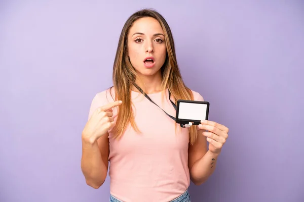 Pretty Caucasian Woman Looking Shocked Surprised Mouth Wide Open Pointing — Foto Stock