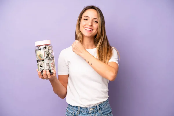 Pretty Caucasian Woman Feeling Happy Facing Challenge Celebrating Dollar Banknotes — Zdjęcie stockowe