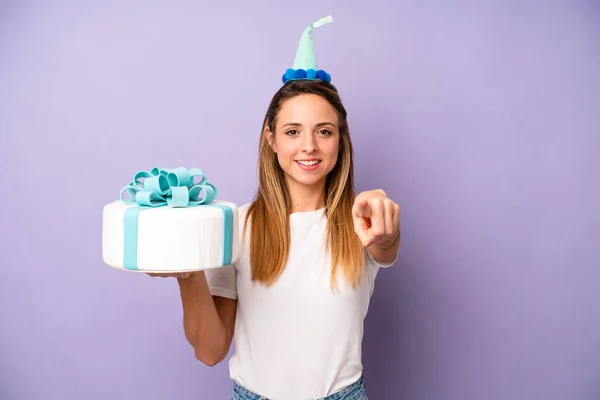 Pretty Caucasian Woman Pointing Camera Choosing You Birthday Cake Concept — Foto Stock