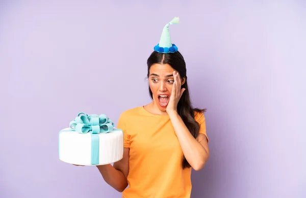Pretty Hispanic Woman Feeling Happy Excited Surprised Birthday Concept — Stockfoto