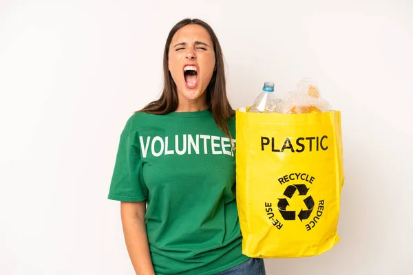 Hispanic Young Adult Woman Shouting Aggressively Looking Very Angry Recycle — Zdjęcie stockowe