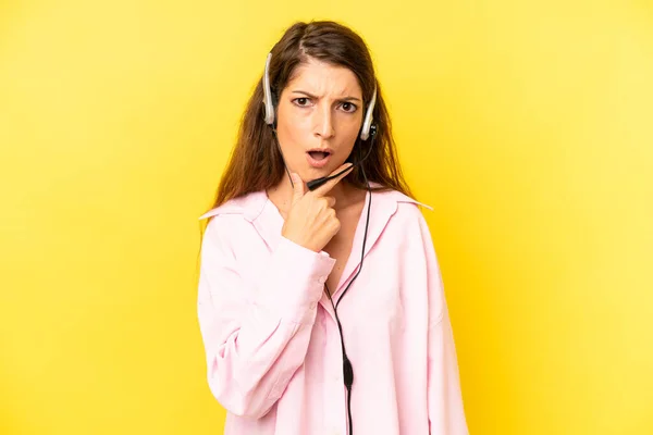 Pretty Caucasian Woman Mouth Eyes Wide Open Hand Chin Telemarketing — Fotografia de Stock