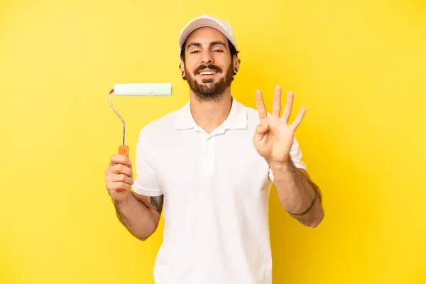 Loco Barbudo Sonriendo Buscando Amigable Mostrando Número Cuatro Pintura Concepto —  Fotos de Stock