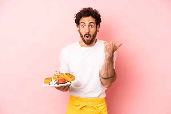 Crazy Bearded Man Looking Astonished Disbelief Waffles Concept — Stock Photo, Image