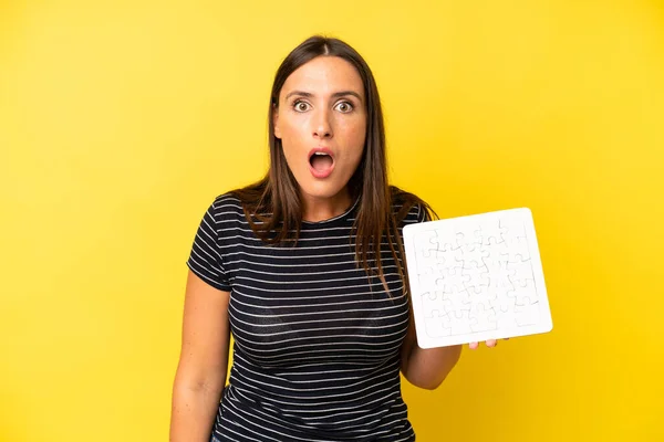 Hispanic Young Adult Woman Looking Very Shocked Surprised Solution Concept — Stock Photo, Image