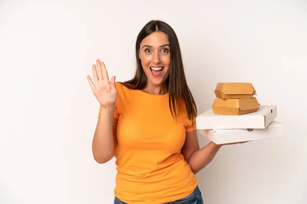 Joven Mujer Adulta Hispana Sonriendo Felizmente Saludándote Con Mano Dándote —  Fotos de Stock