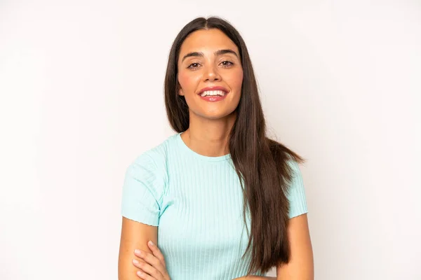 Mujer Bonita Hispana Que Parece Una Triunfadora Feliz Orgullosa Satisfecha — Foto de Stock